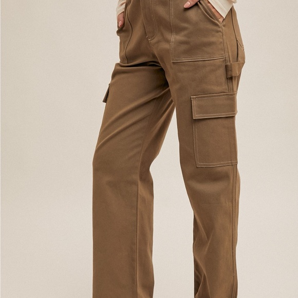 Hem & Thread Women's Brown Wide Leg Cargo Pants - Picture 4 of 5